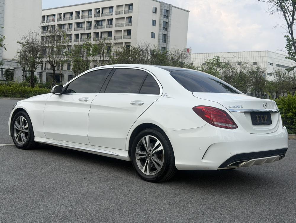 Mercedes-Benz Mercedes-Benz C-Class