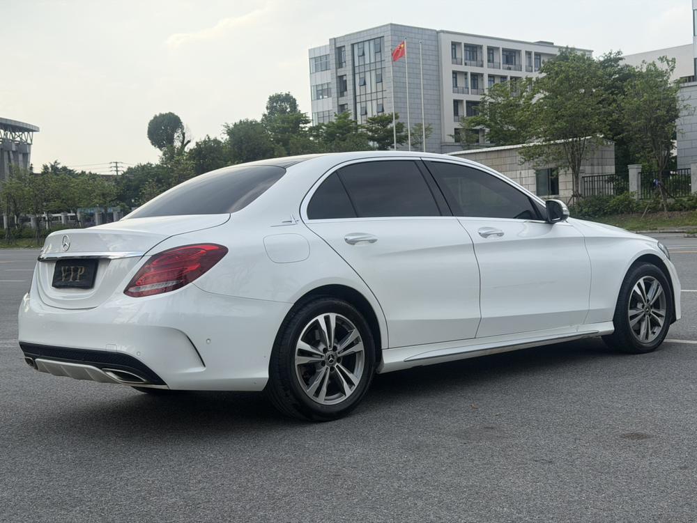Mercedes-Benz Mercedes-Benz C-Class
