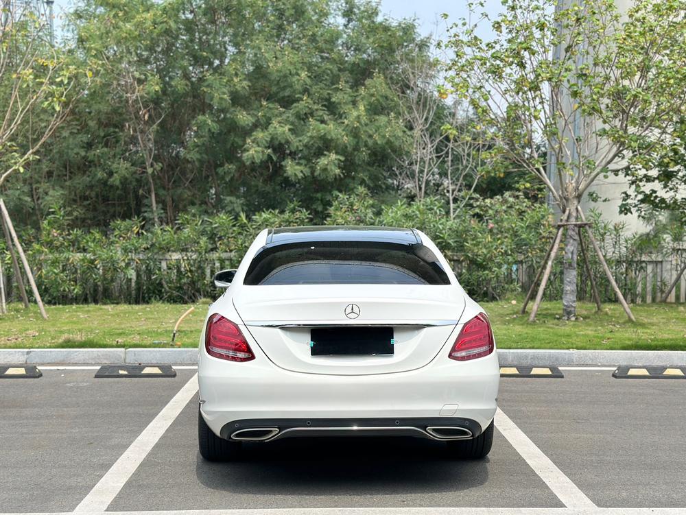 Mercedes-Benz Mercedes-Benz C-Class