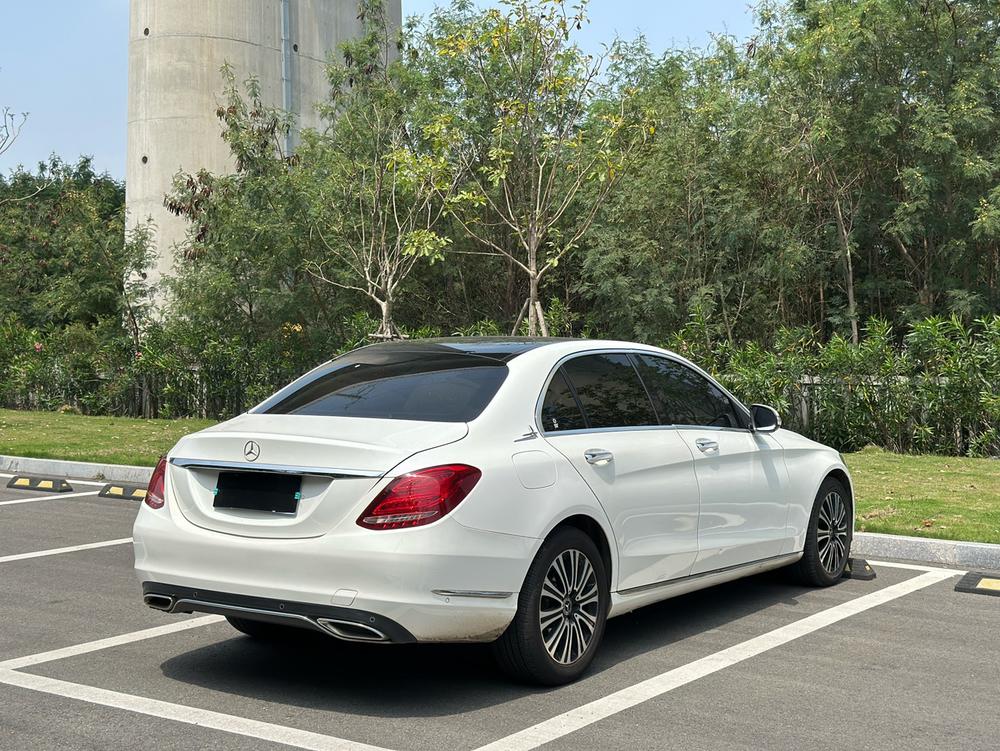 Mercedes-Benz Mercedes-Benz C-Class
