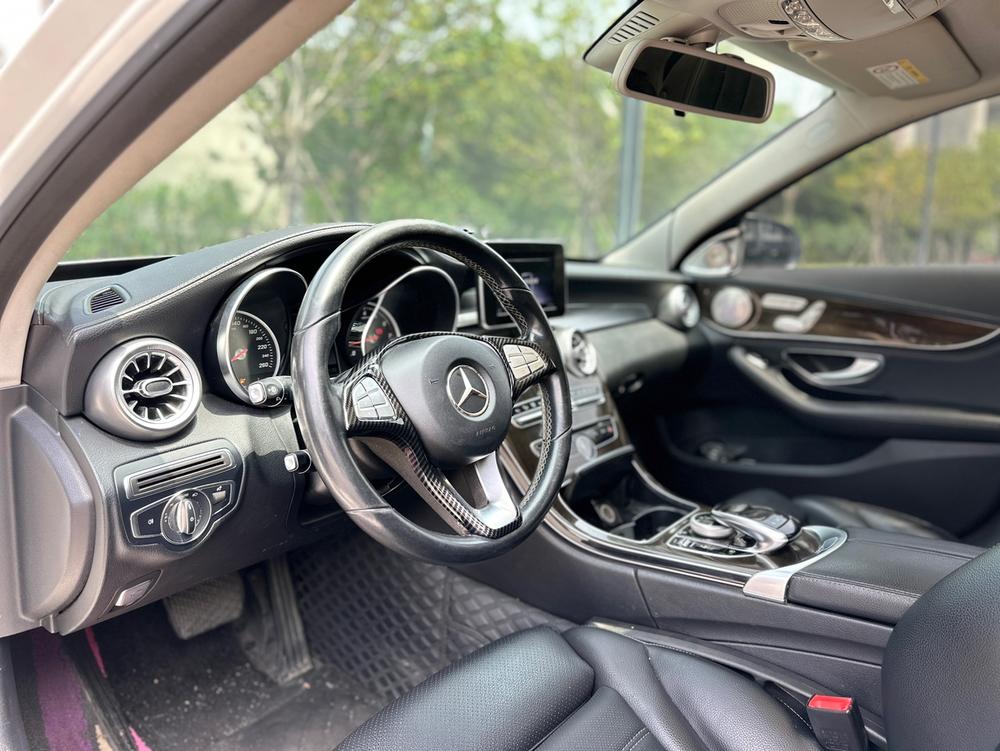 Mercedes-Benz Mercedes-Benz C-Class