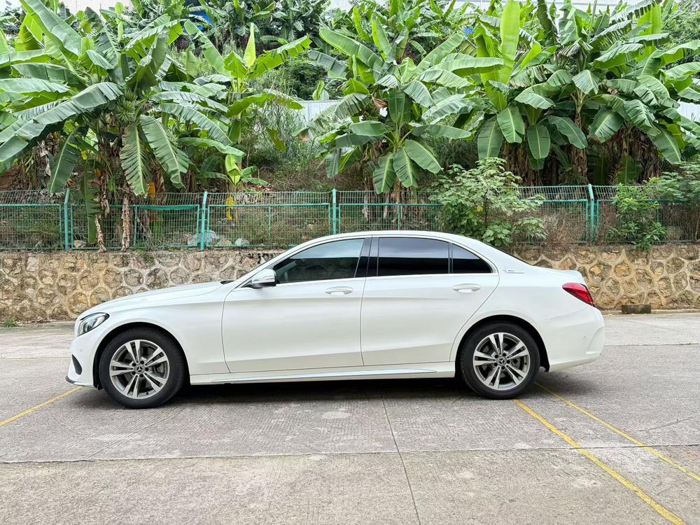 Mercedes-Benz Mercedes-Benz C-Class