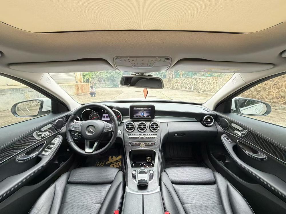 Mercedes-Benz Mercedes-Benz C-Class