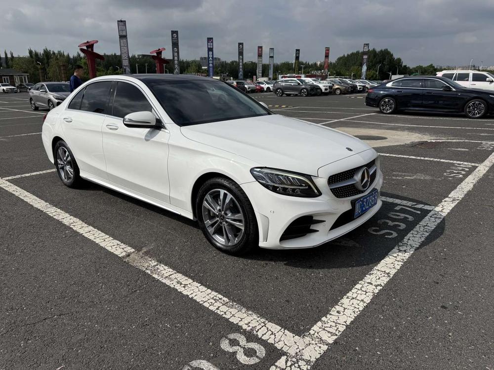 Mercedes-Benz Mercedes-Benz C-Class