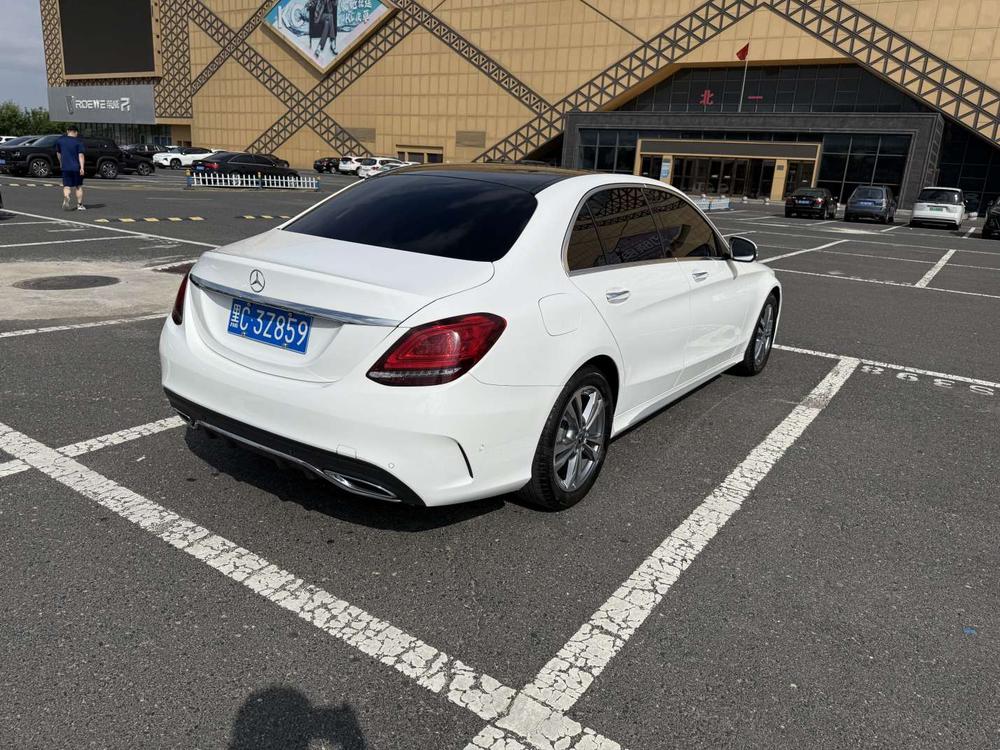 Mercedes-Benz Mercedes-Benz C-Class
