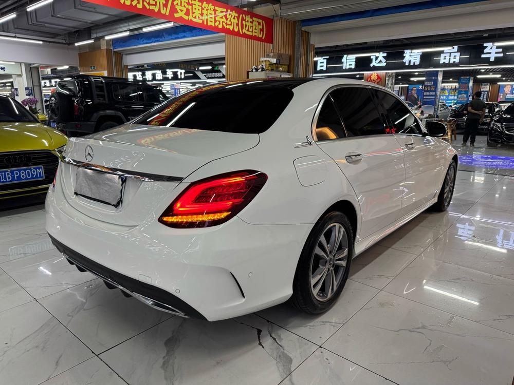 Mercedes-Benz Mercedes-Benz C-Class