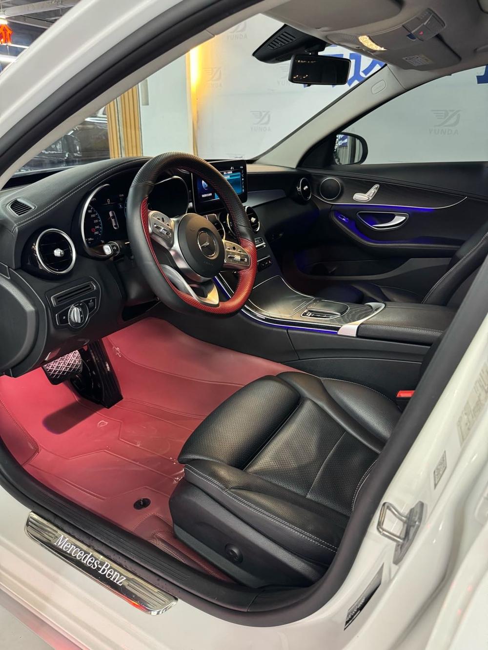 Mercedes-Benz Mercedes-Benz C-Class