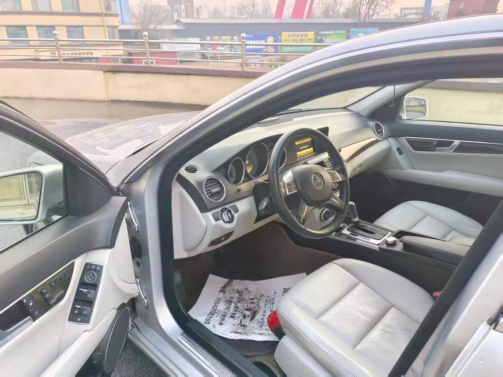 Mercedes-Benz Mercedes-Benz C-Class