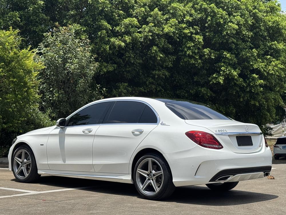 Mercedes-Benz Mercedes-Benz C-Class