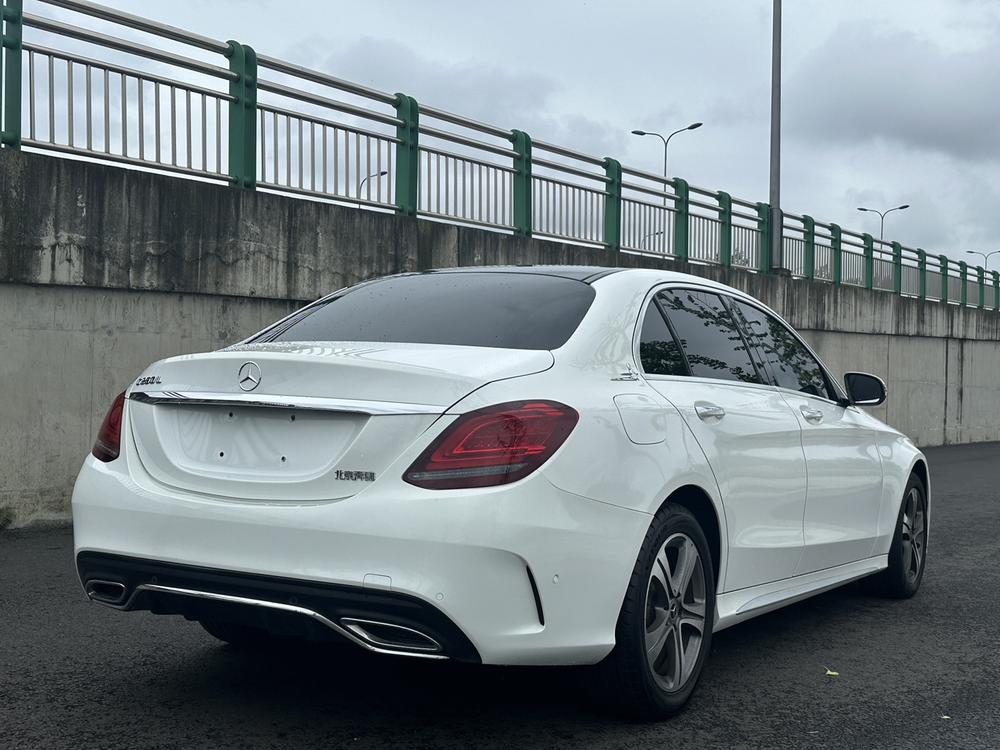 Mercedes-Benz Mercedes-Benz C-Class
