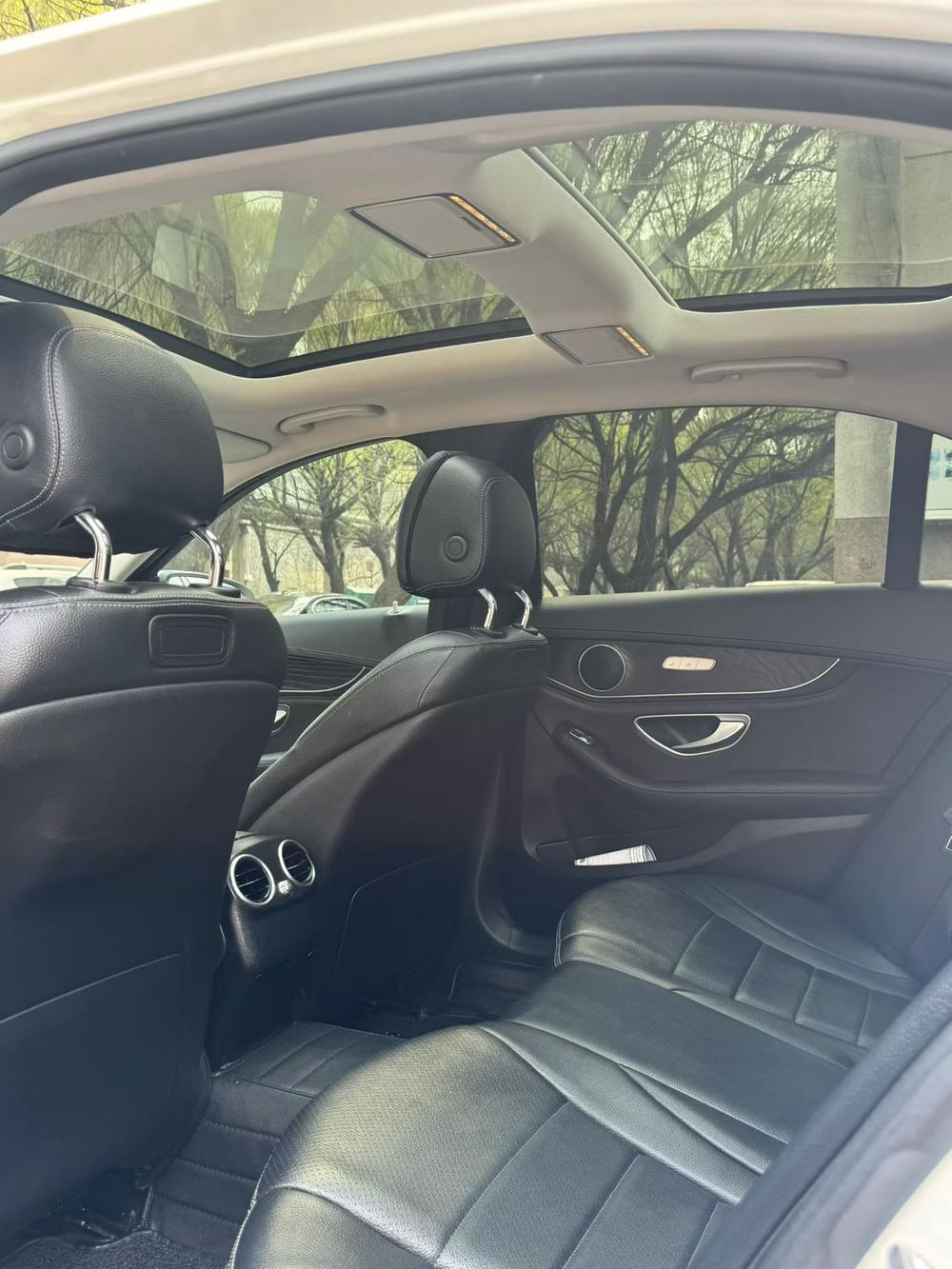 Mercedes-Benz Mercedes-Benz C-Class