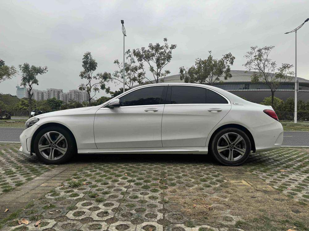 Mercedes-Benz Mercedes-Benz C-Class