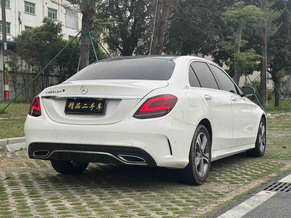 Mercedes-Benz Mercedes-Benz C-Class