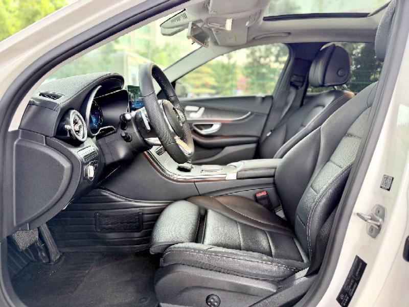 Mercedes-Benz Mercedes-Benz C-Class