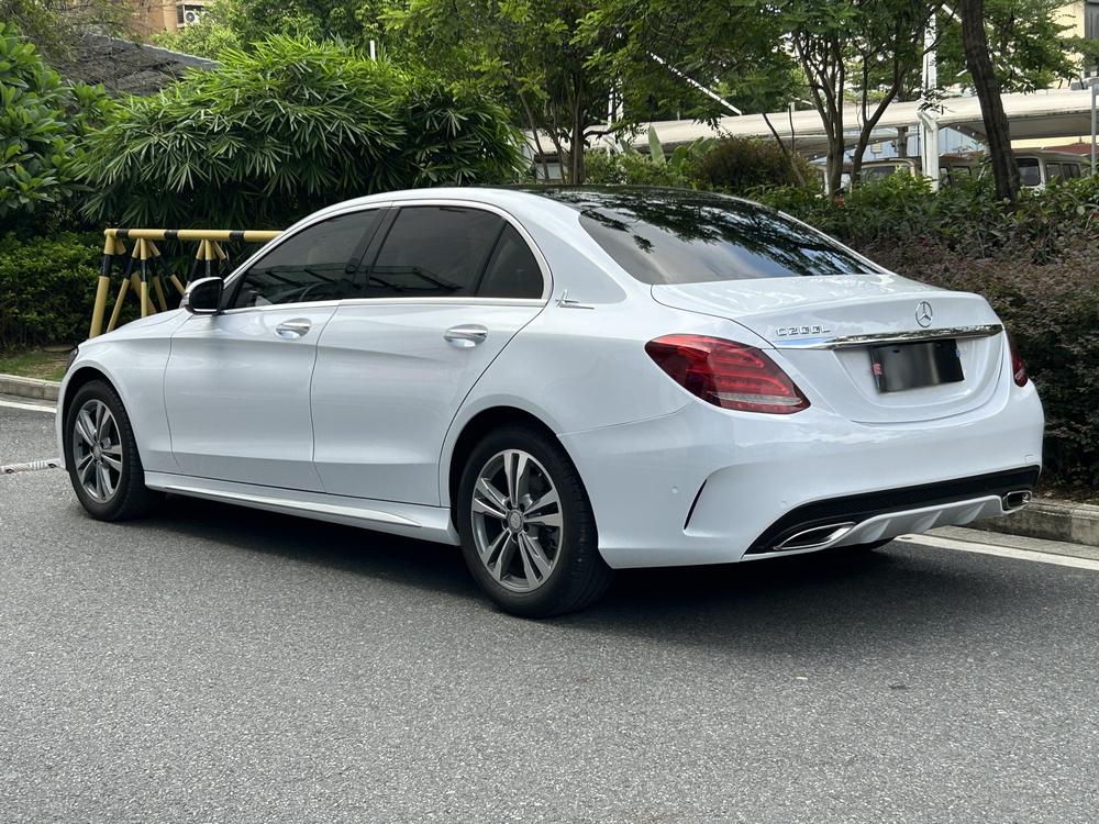 Mercedes-Benz Mercedes-Benz C-Class