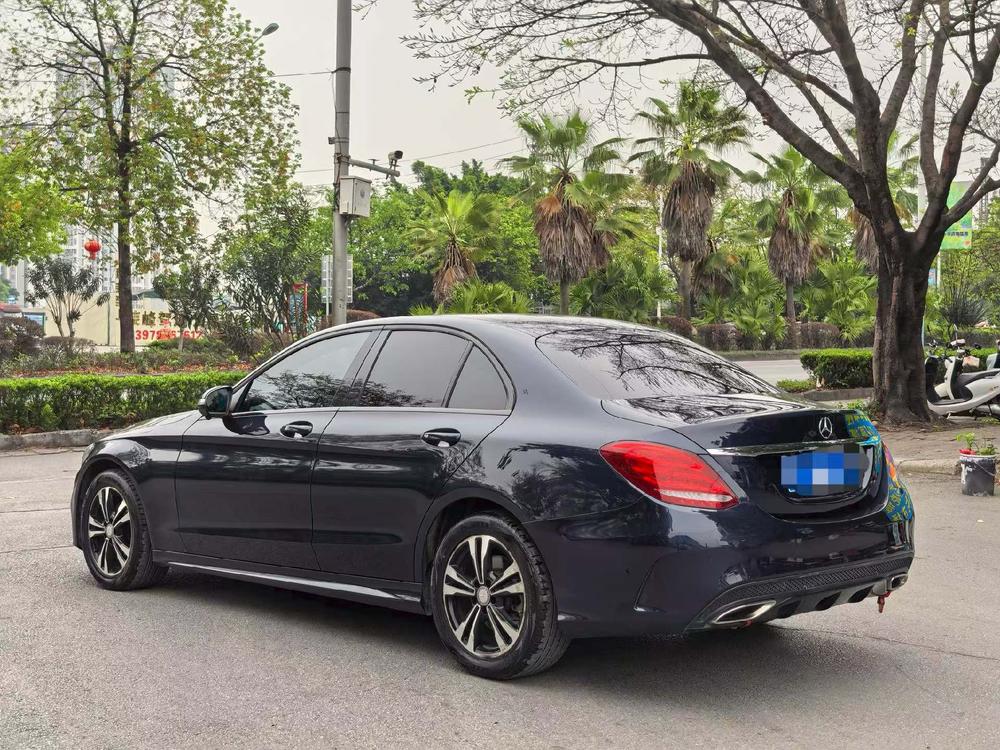 Mercedes-Benz Mercedes-Benz C-Class