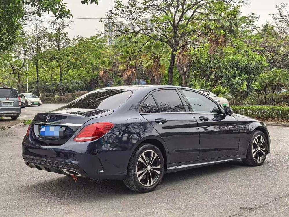 Mercedes-Benz Mercedes-Benz C-Class