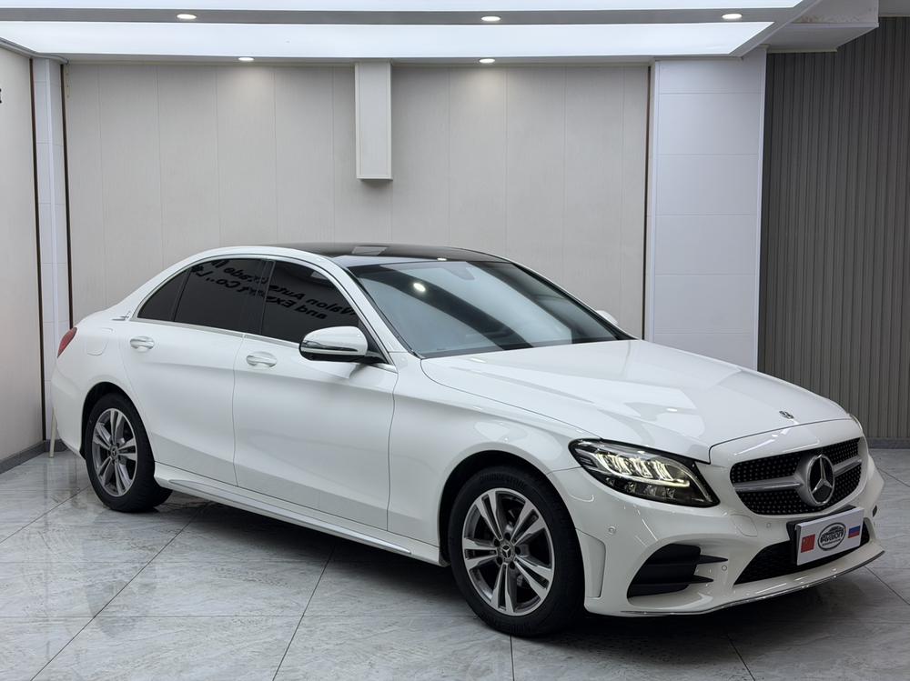 Mercedes-Benz Mercedes-Benz C-Class