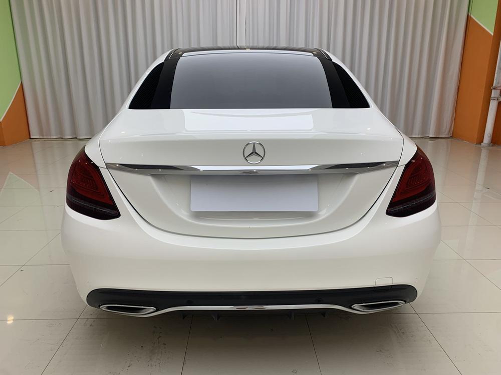 Mercedes-Benz Mercedes-Benz C-Class