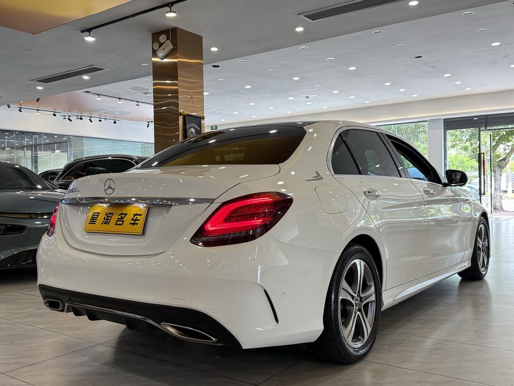 Mercedes-Benz Mercedes-Benz C-Class