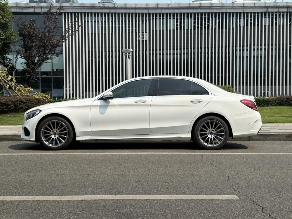 Mercedes-Benz Mercedes-Benz C-Class