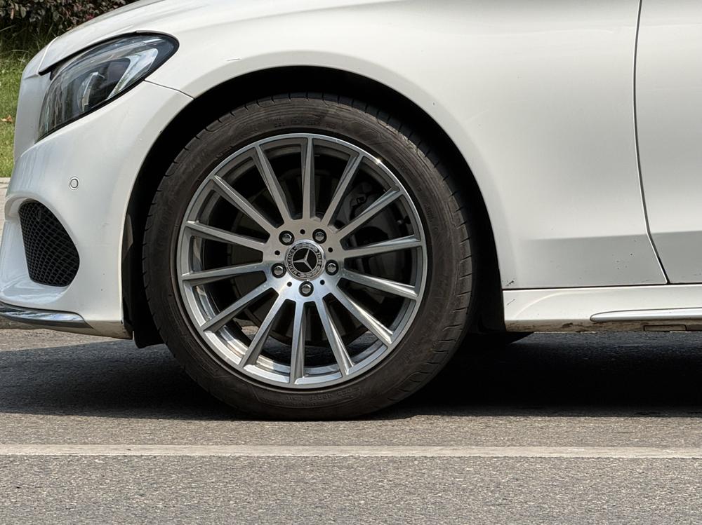 Mercedes-Benz Mercedes-Benz C-Class