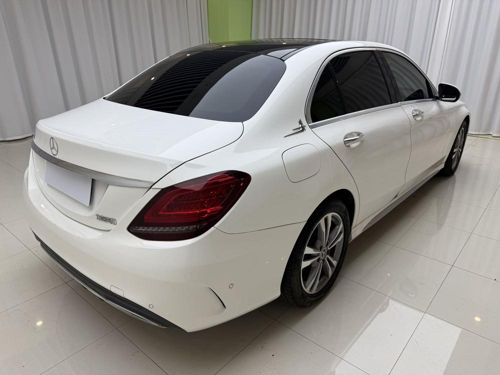 Mercedes-Benz Mercedes-Benz C-Class