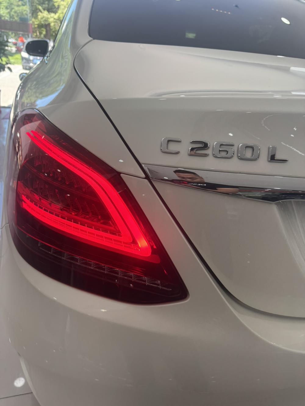 Mercedes-Benz Mercedes-Benz C-Class