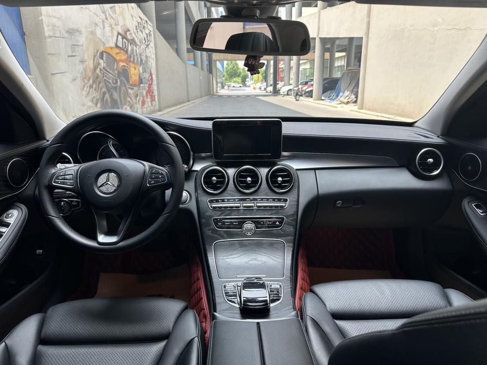 Mercedes-Benz Mercedes-Benz C-Class