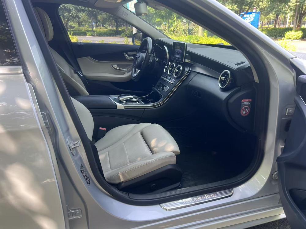 Mercedes-Benz Mercedes-Benz C-Class