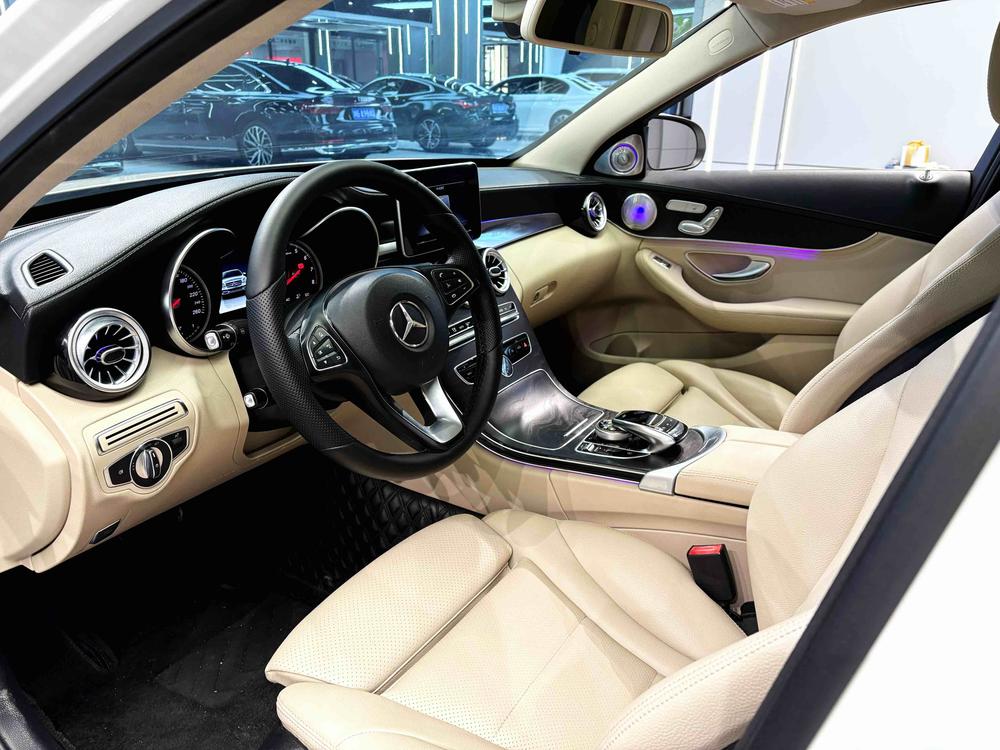 Mercedes-Benz Mercedes-Benz C-Class