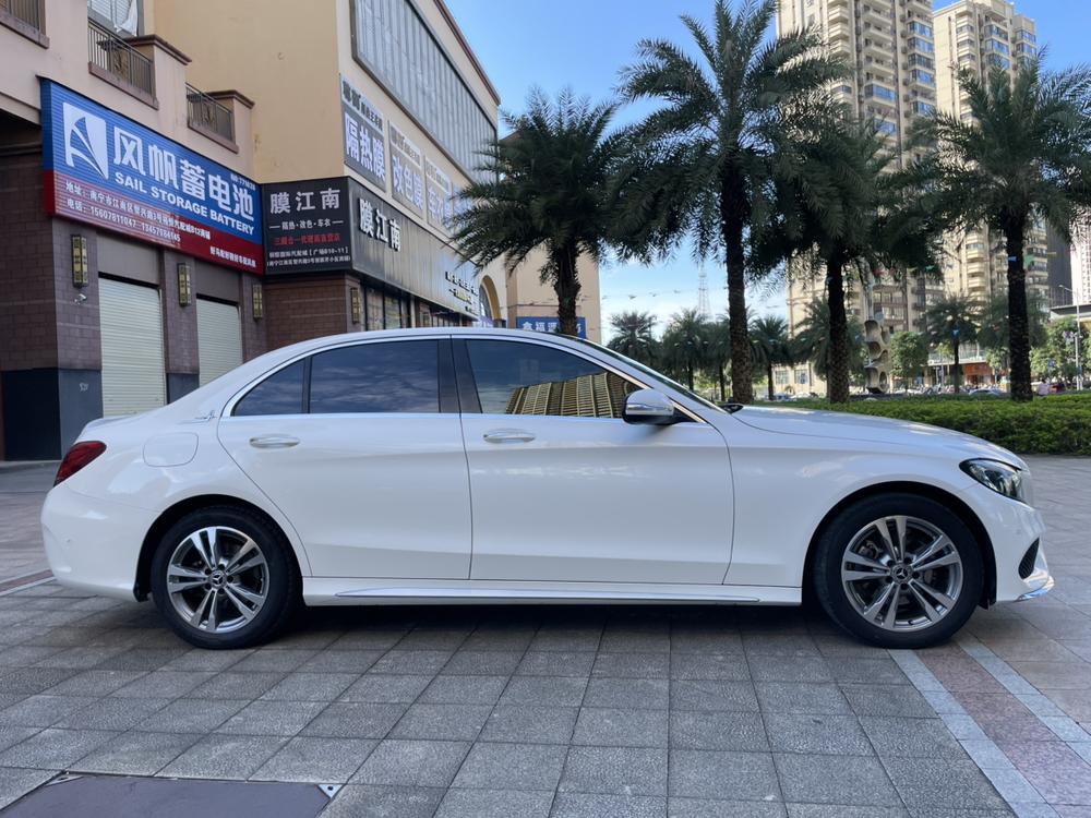 Mercedes-Benz Mercedes-Benz C-Class