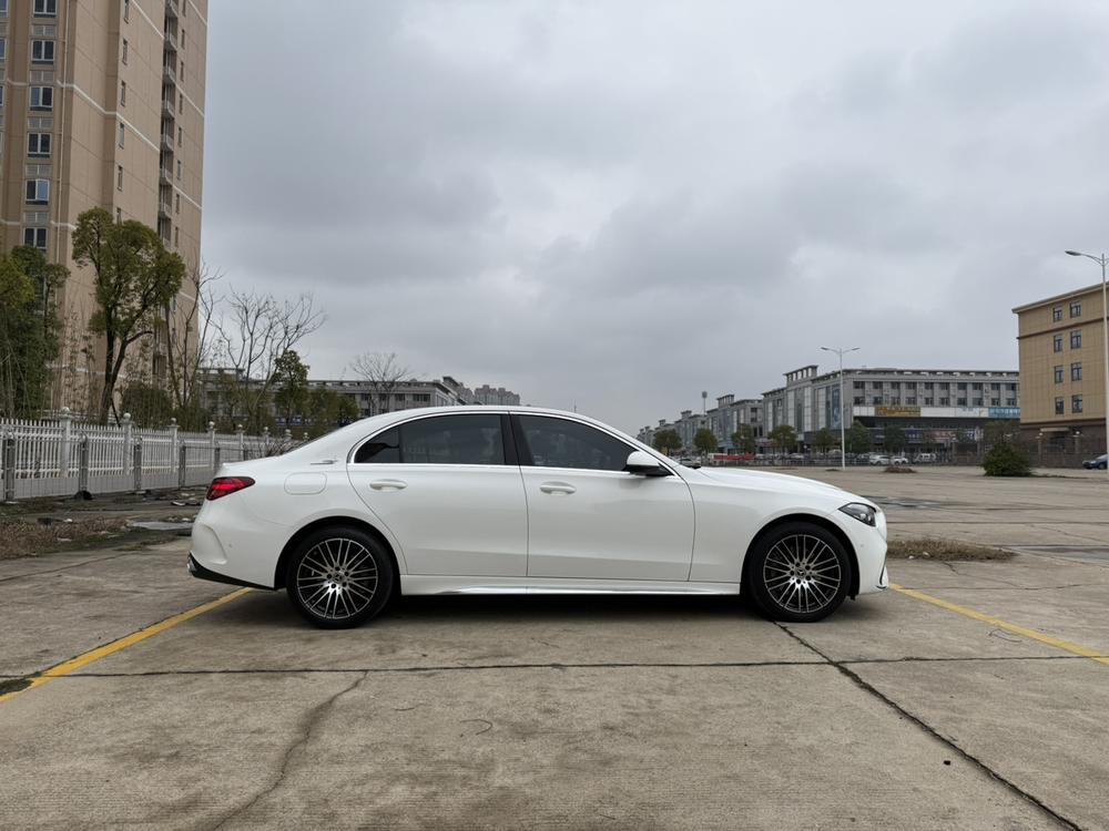 Mercedes-Benz Mercedes-Benz C-Class