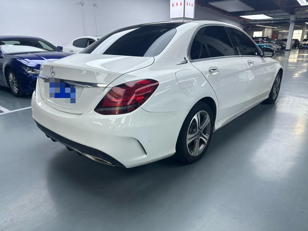 Mercedes-Benz Mercedes-Benz C-Class