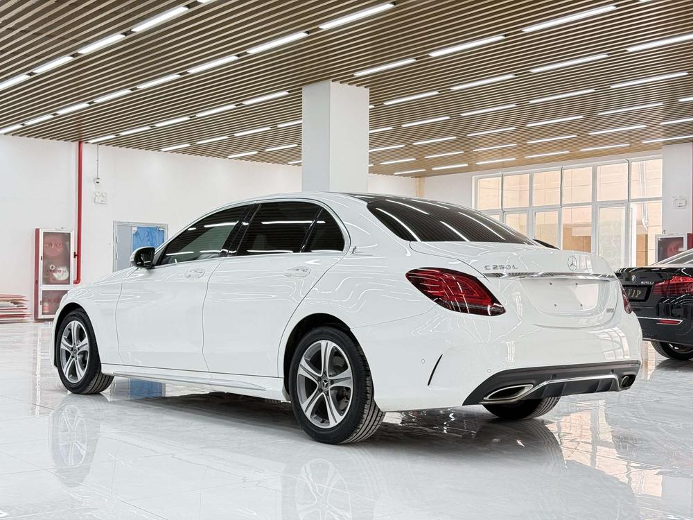 Mercedes-Benz Mercedes-Benz C-Class