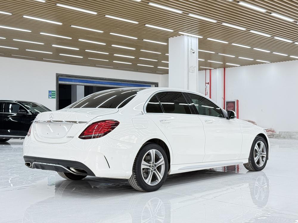 Mercedes-Benz Mercedes-Benz C-Class