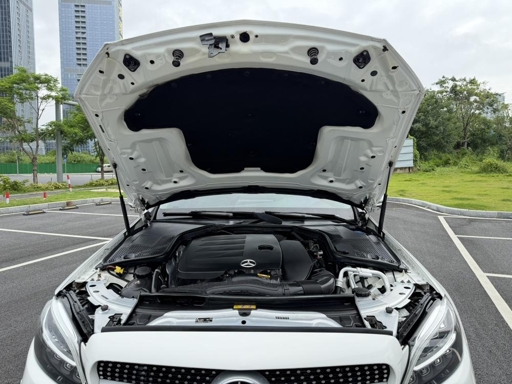 Mercedes-Benz Mercedes-Benz C-Class