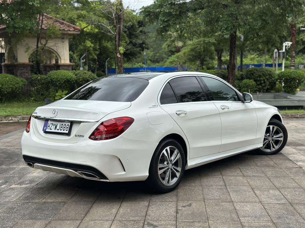 Mercedes-Benz Mercedes-Benz C-Class