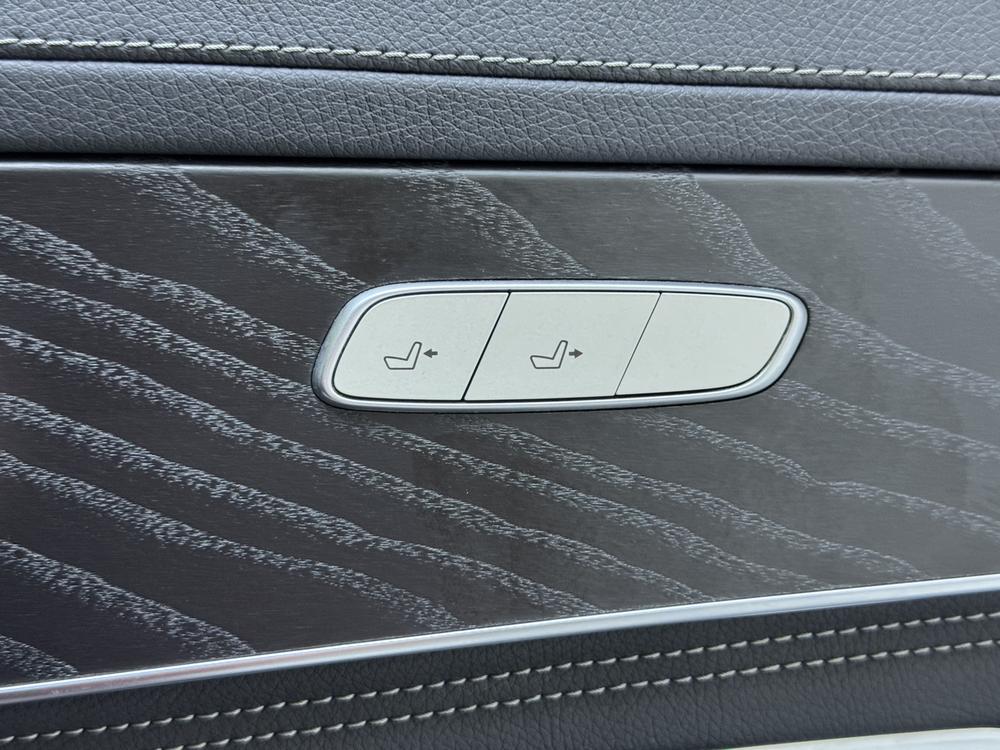 Mercedes-Benz Mercedes-Benz C-Class
