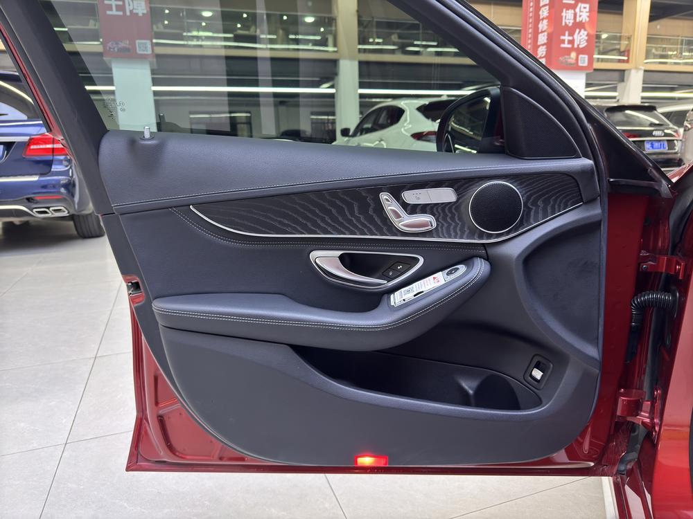 Mercedes-Benz Mercedes-Benz C-Class