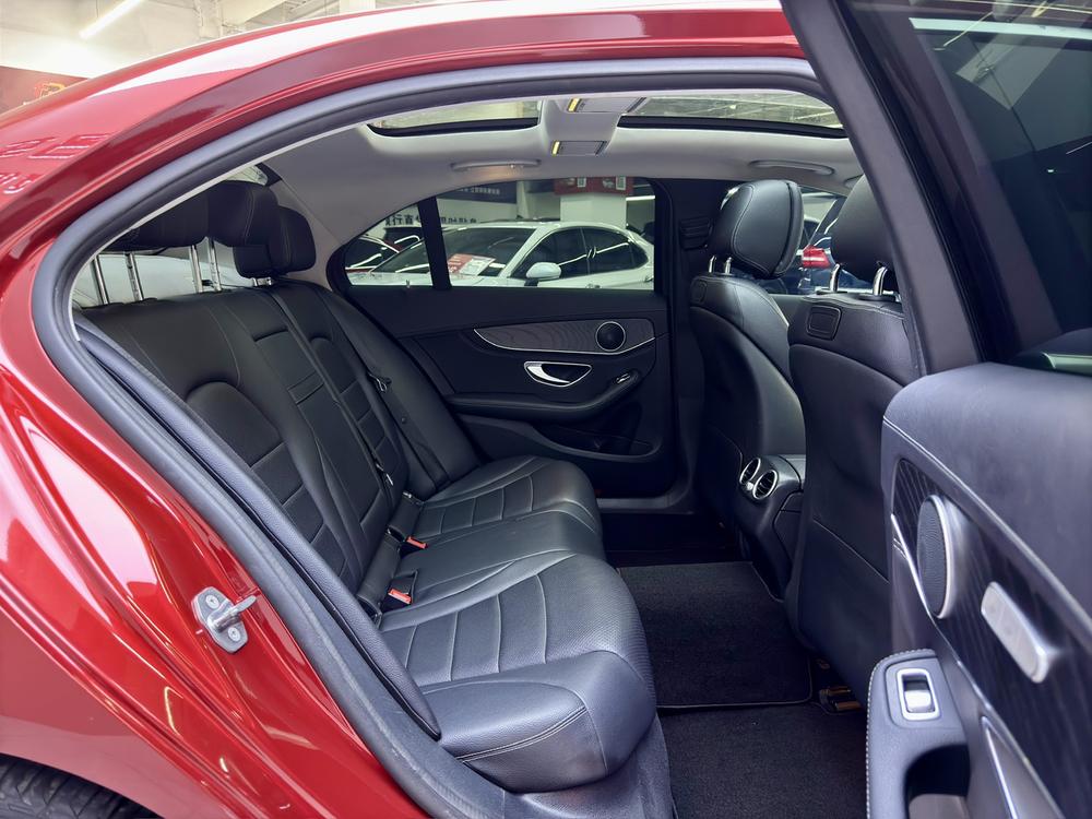 Mercedes-Benz Mercedes-Benz C-Class
