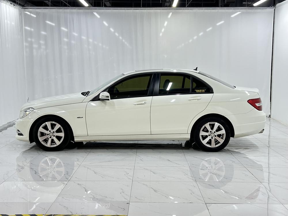 Mercedes-Benz Mercedes-Benz C-Class