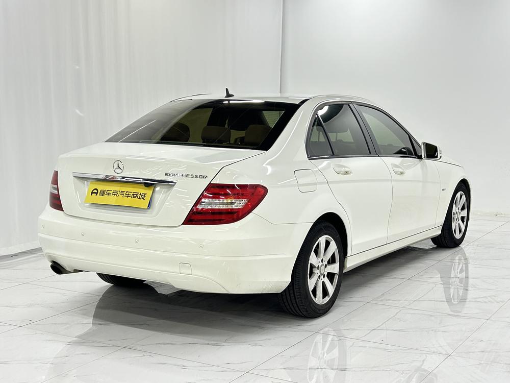Mercedes-Benz Mercedes-Benz C-Class