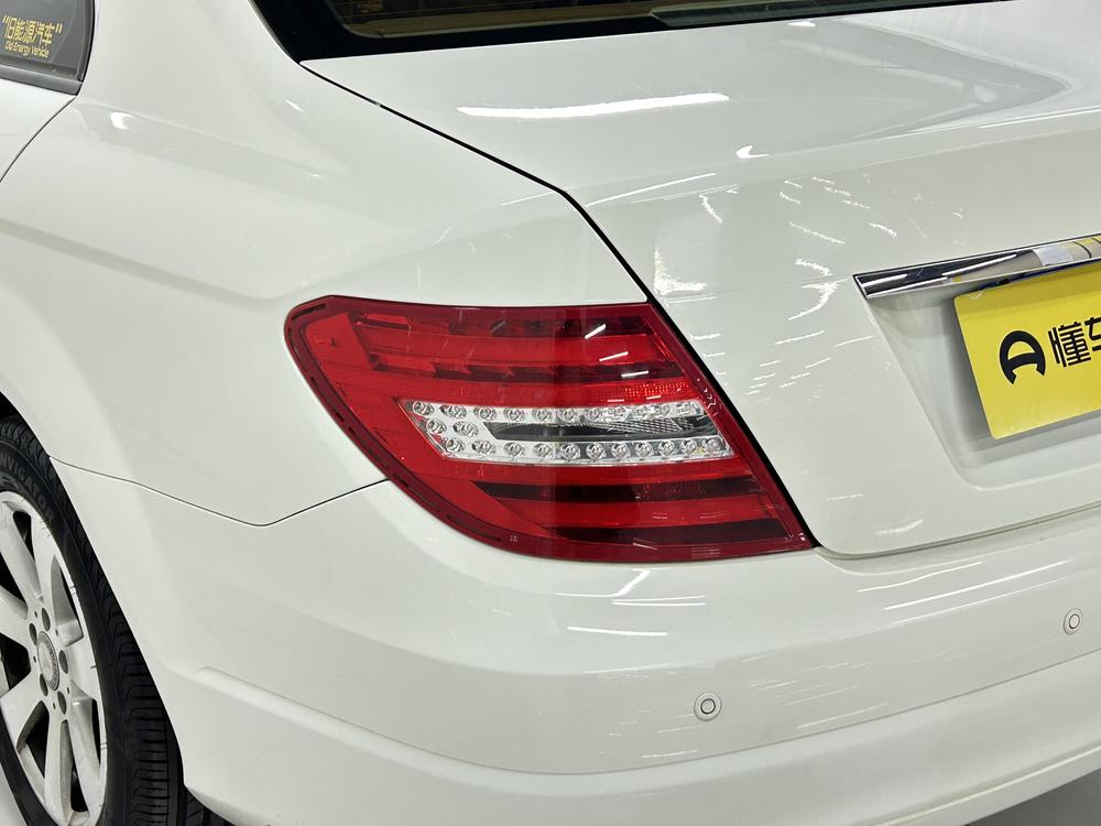 Mercedes-Benz Mercedes-Benz C-Class