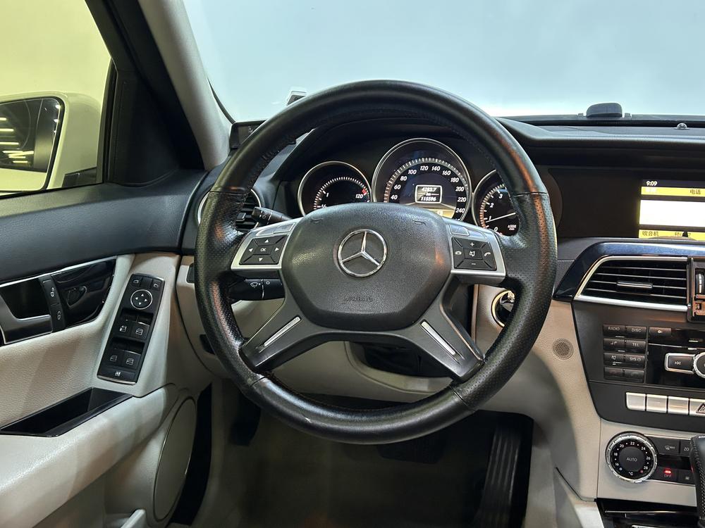 Mercedes-Benz Mercedes-Benz C-Class