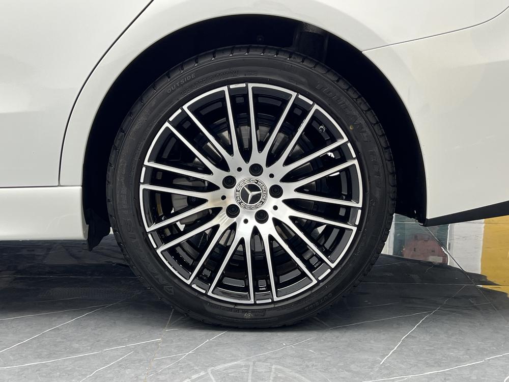 Mercedes-Benz Mercedes-Benz C-Class