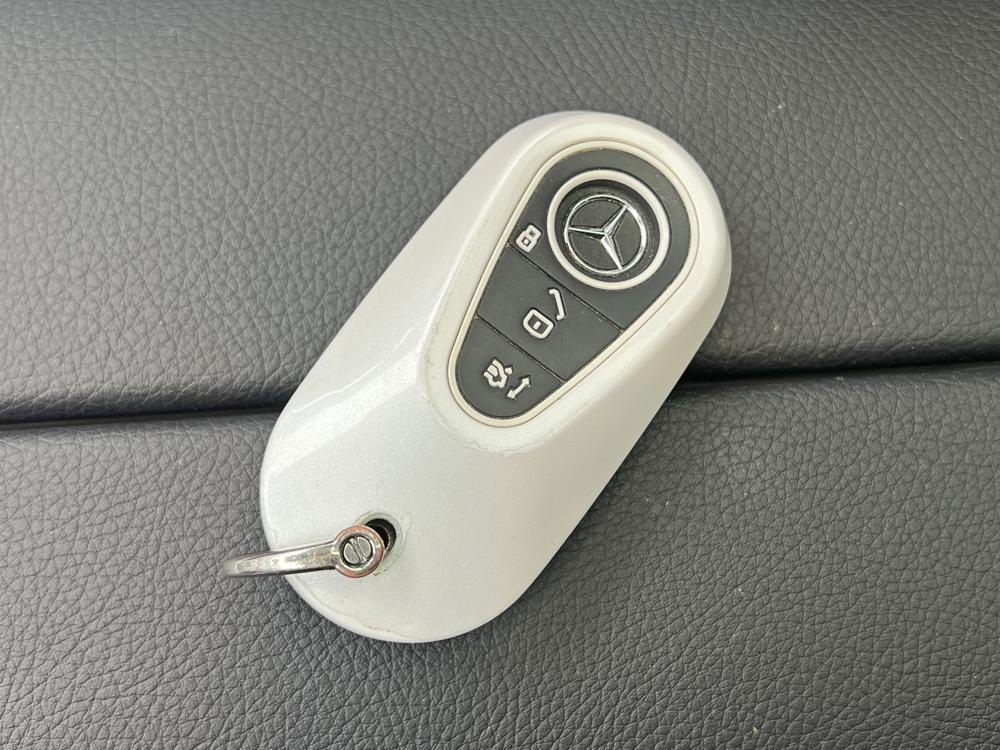 Mercedes-Benz Mercedes-Benz C-Class