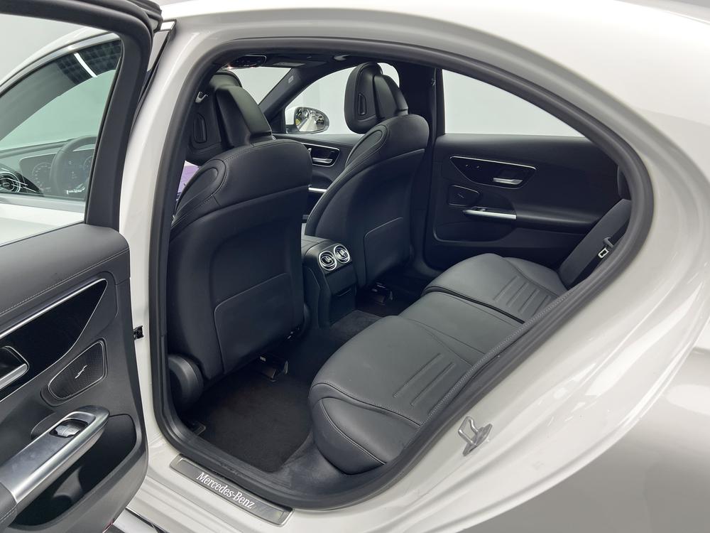 Mercedes-Benz Mercedes-Benz C-Class