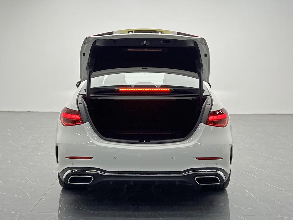 Mercedes-Benz Mercedes-Benz C-Class
