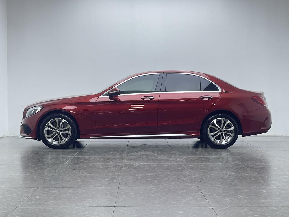 Mercedes-Benz Mercedes-Benz C-Class